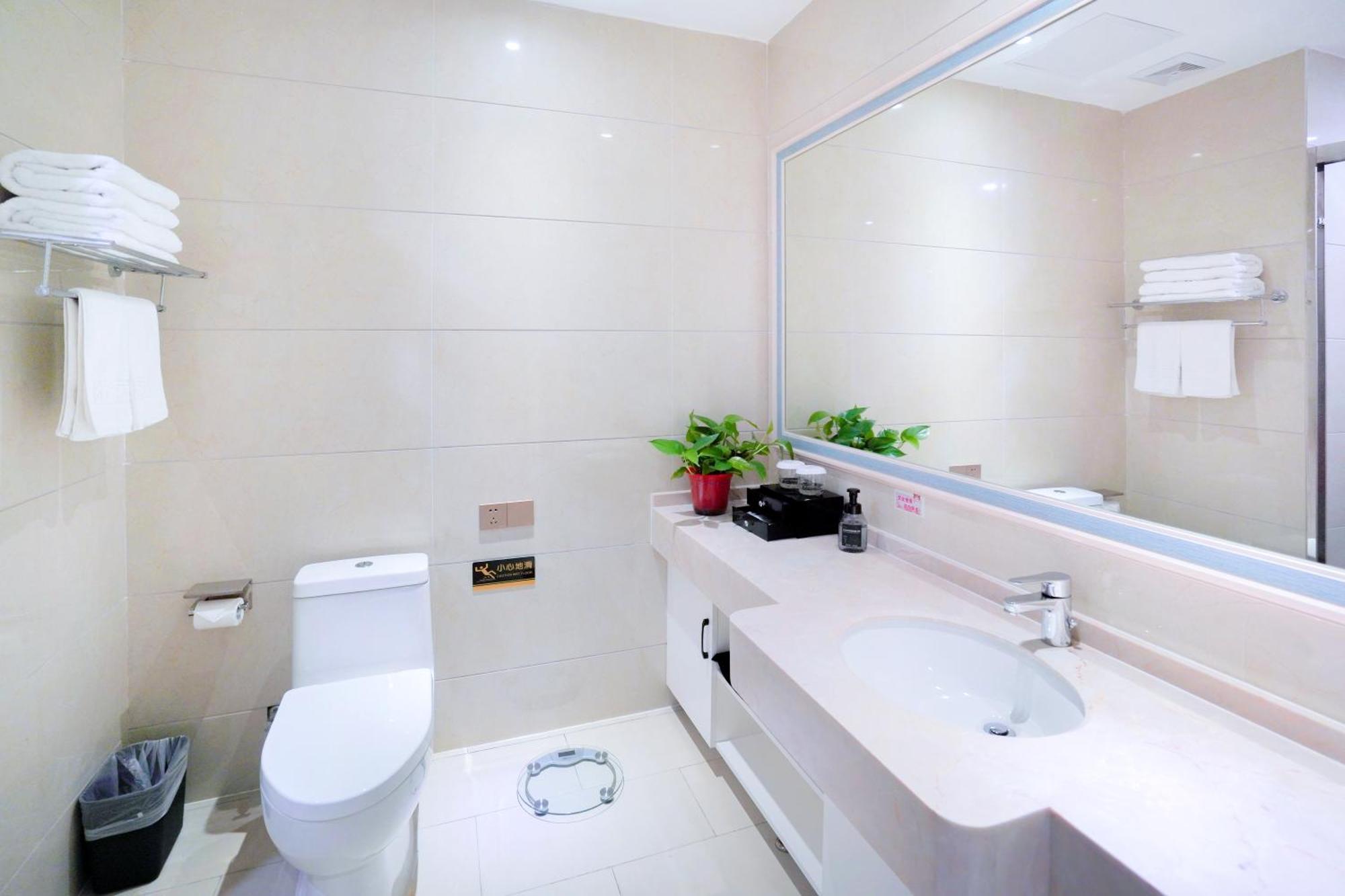 Huashan Xinghe International Hotel Huayin Eksteriør bilde
