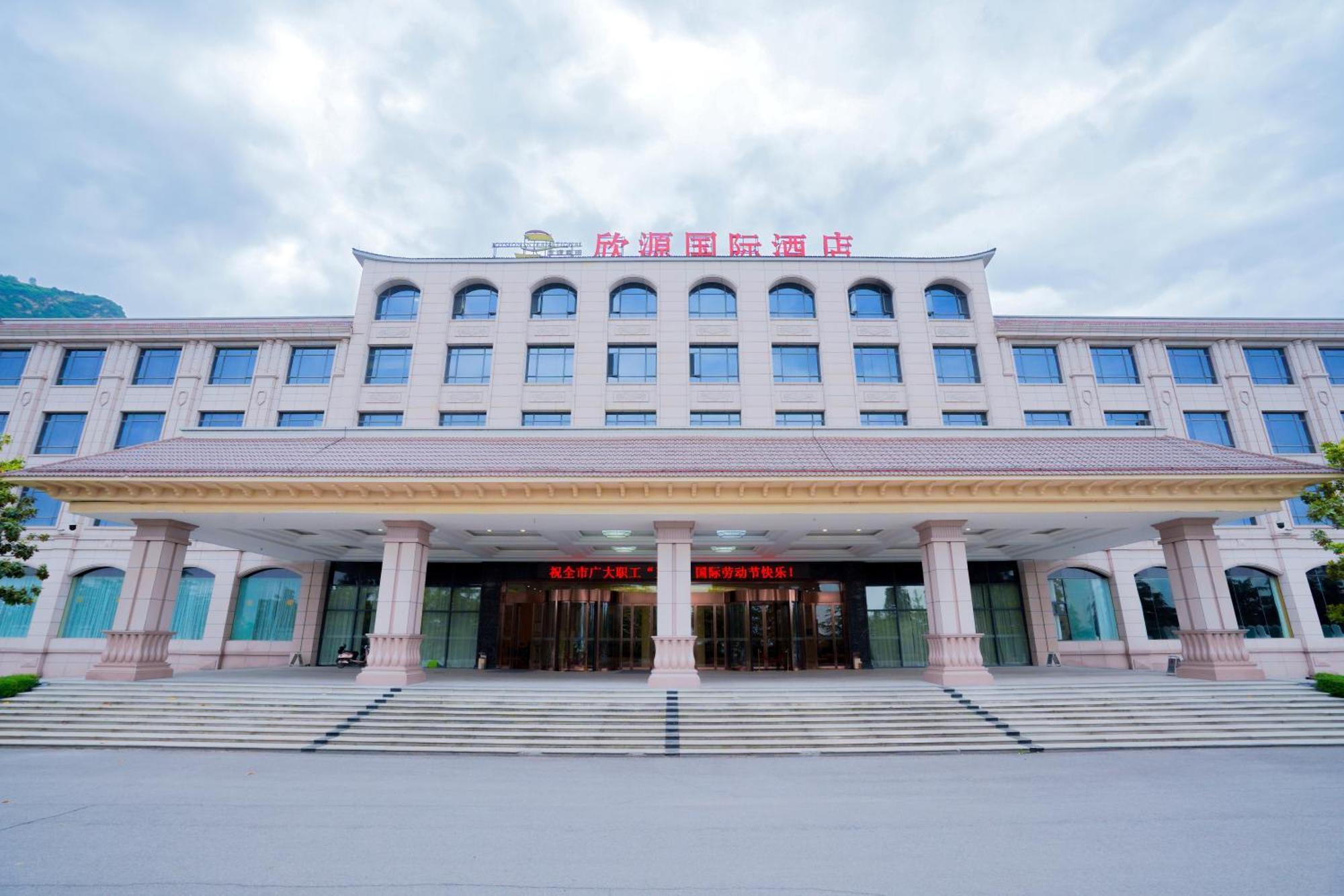 Huashan Xinghe International Hotel Huayin Eksteriør bilde